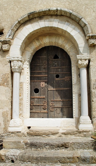 Free Door Former photo and picture