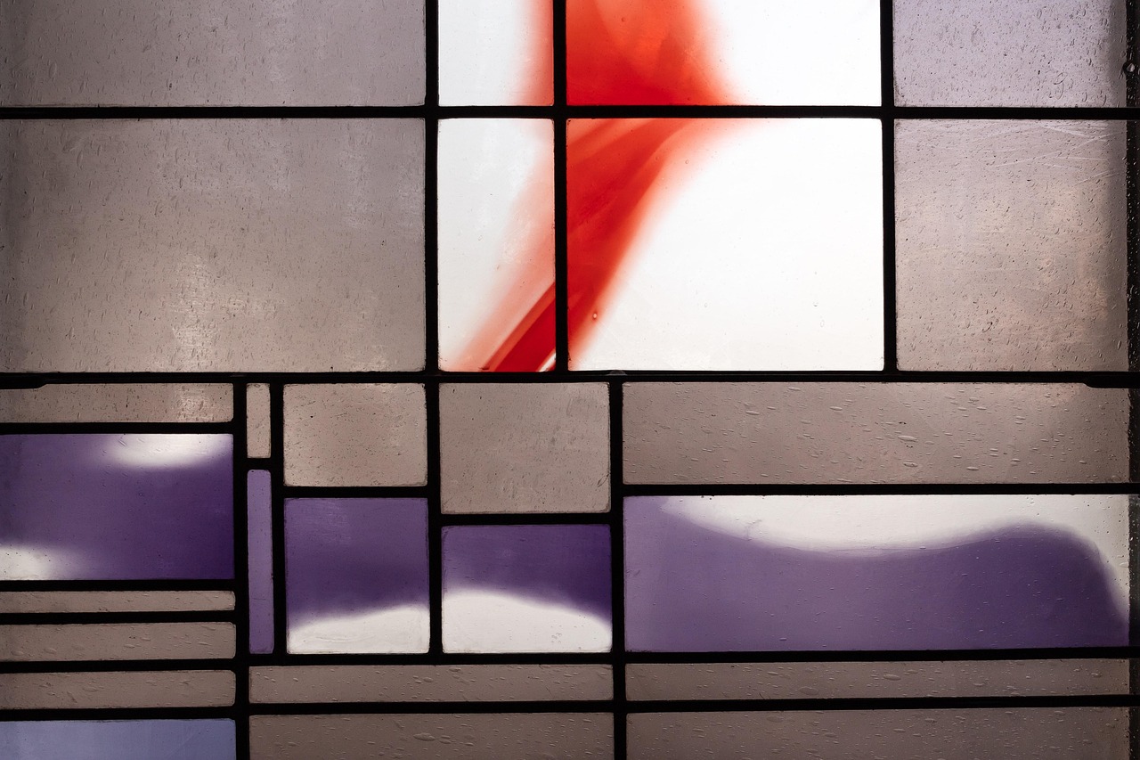Stained Glass Window - free online jigsaw puzzle photo