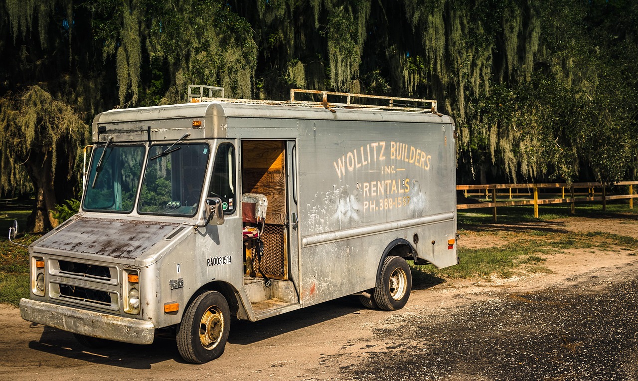 Truck - free online jigsaw puzzle photo