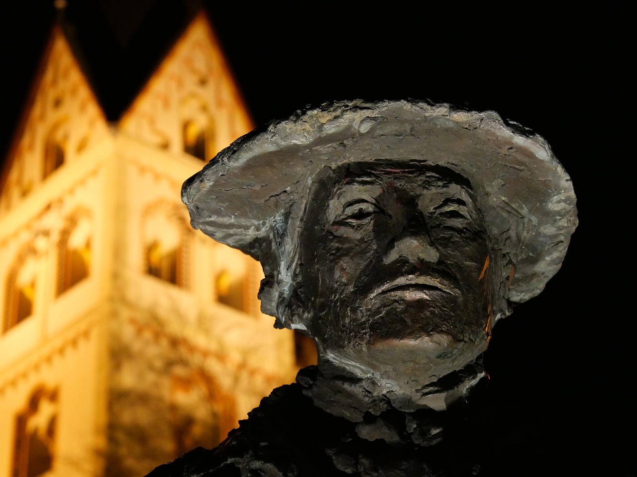 3-free-remigius-church-images-pixabay