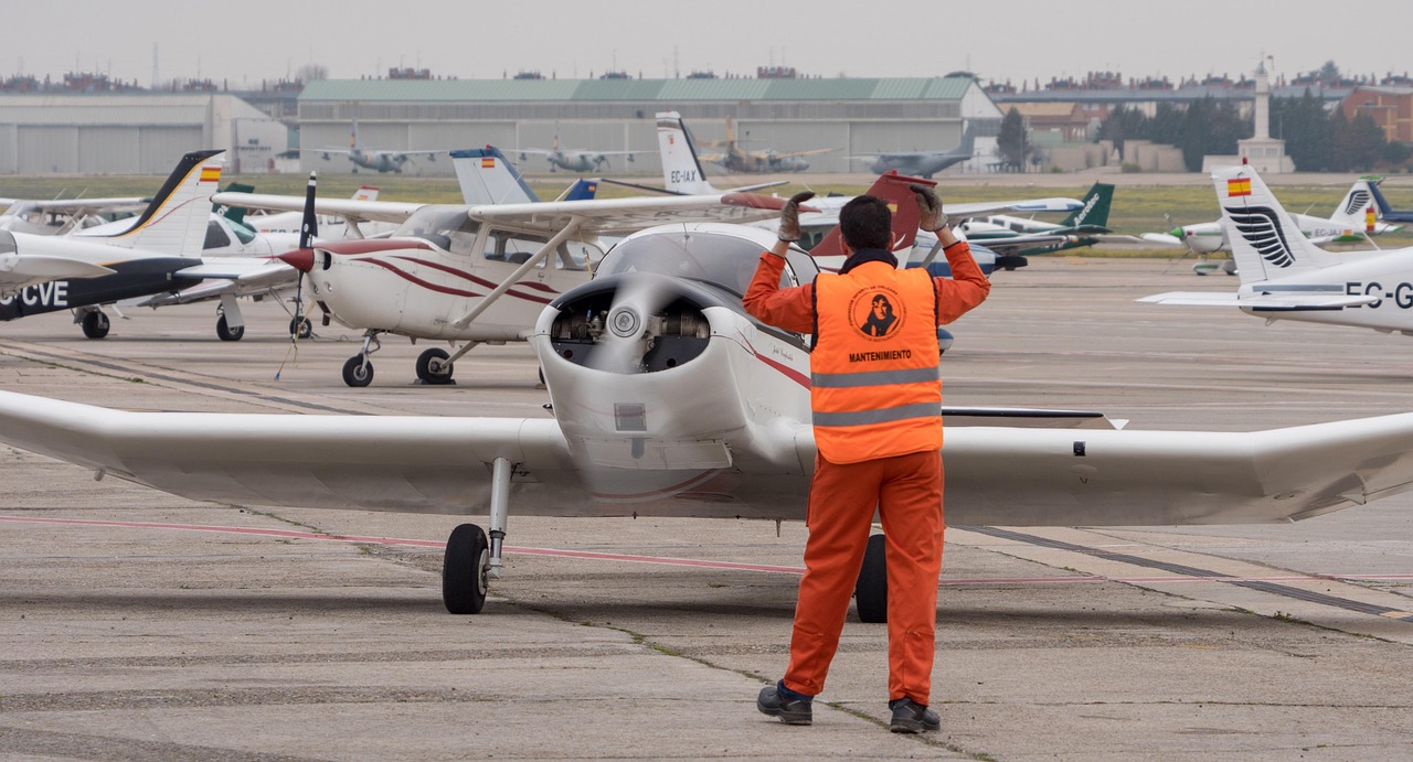 Plane - free online jigsaw puzzle photo