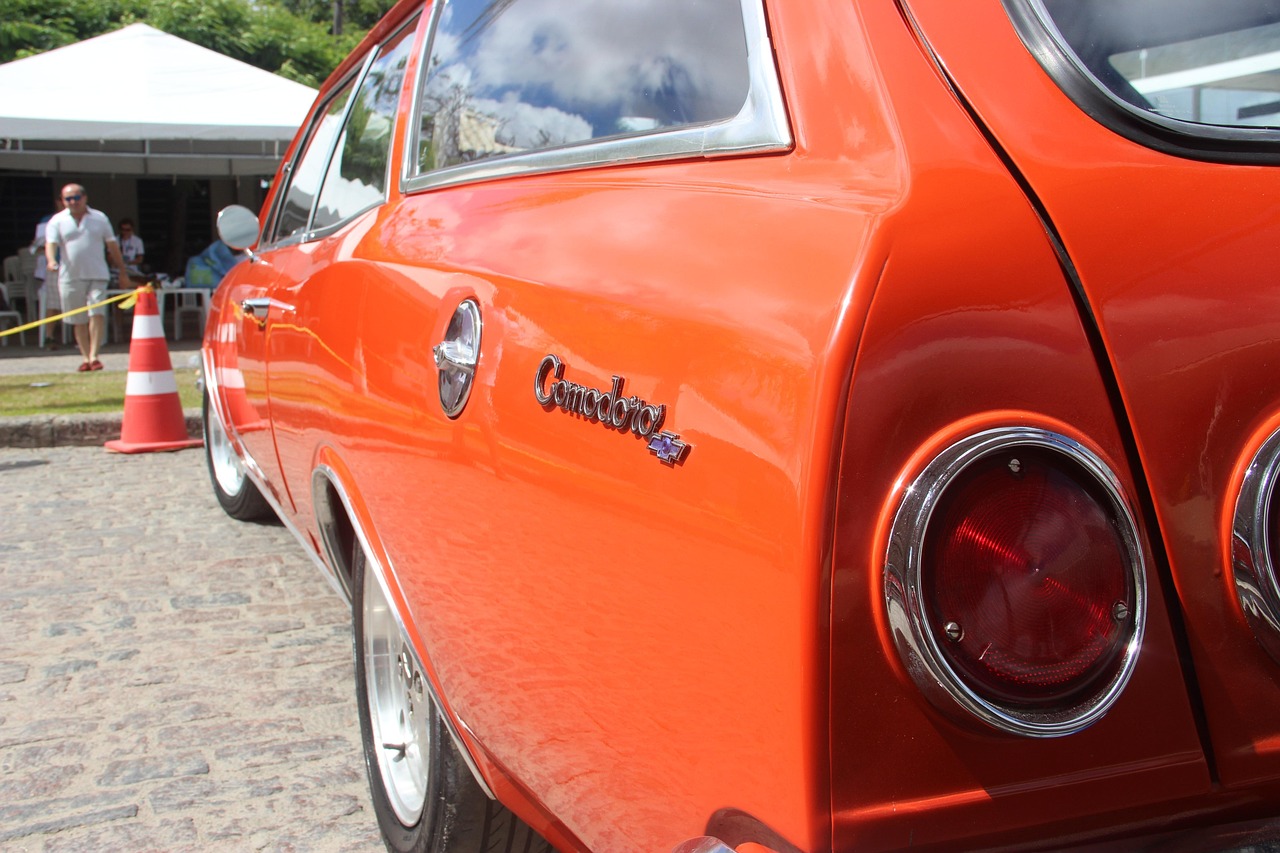 Vintage Car - free online jigsaw puzzle photo