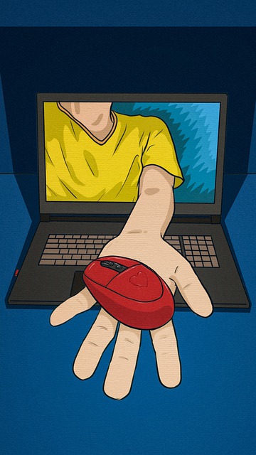Free hand drawn internet mouse illustration