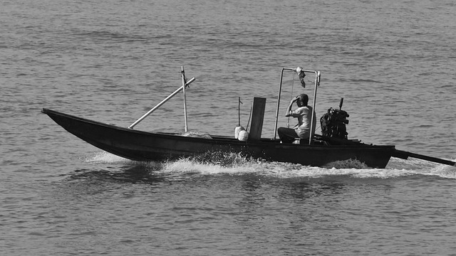 Free Łódź Cutter photo and picture