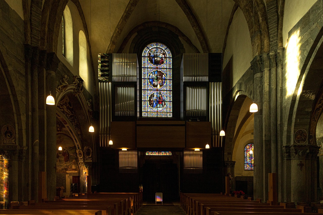 Cathedral - free online jigsaw puzzle photo