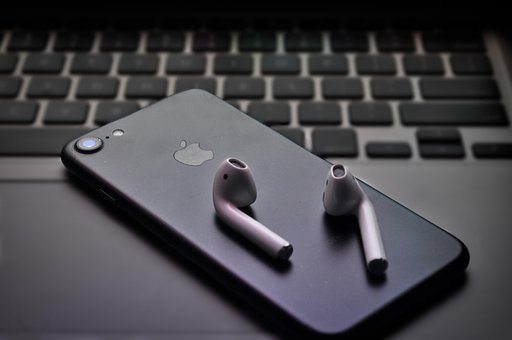 How to check Airpod battery level on Android?