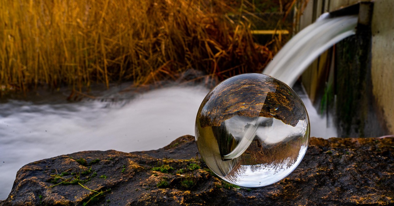Free Lensball Water photo and picture