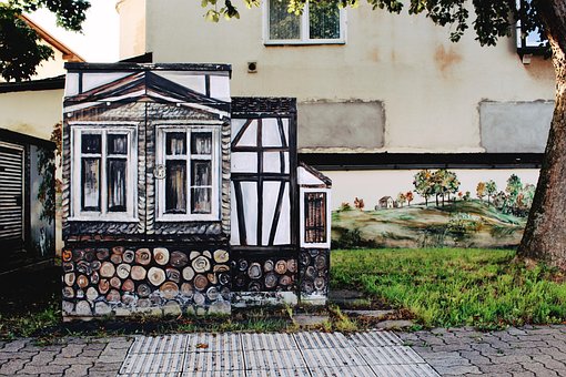 Stromkasten, Fachwerkhaus, Graffiti