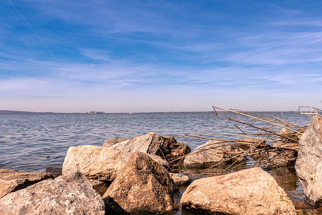 Free Sea Water photo and picture