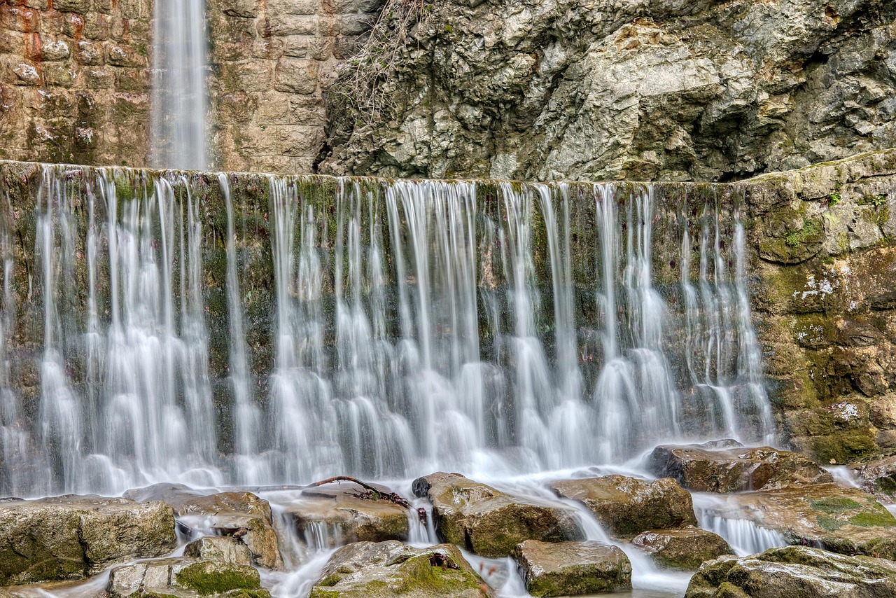 Waterfall - free online jigsaw puzzle photo