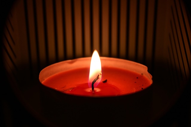 Free Candle Light photo and picture