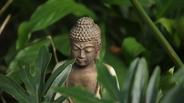 Free Buda Garden photo and picture