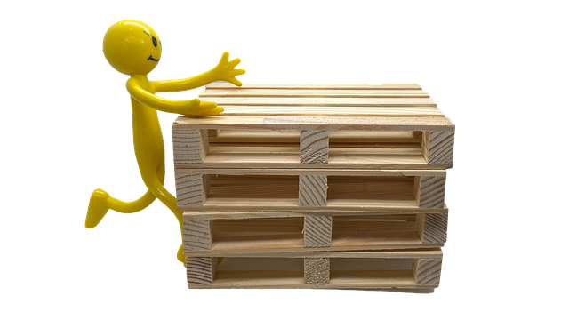 Free pallet magazine storekeeper illustration