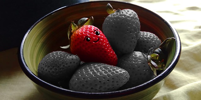 Free Strawberry Unique photo and picture
