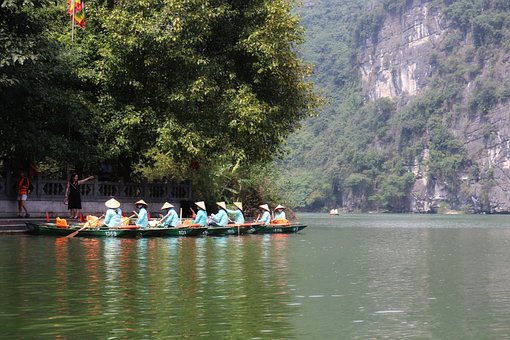 Free Boats Water photo and picture