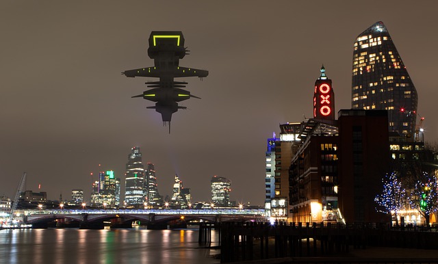 Free ufo alien city illustration