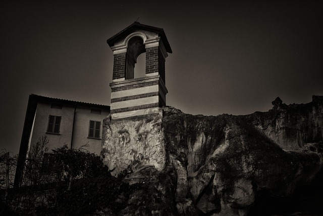 Asti, Iglesia, Campanario, Religión