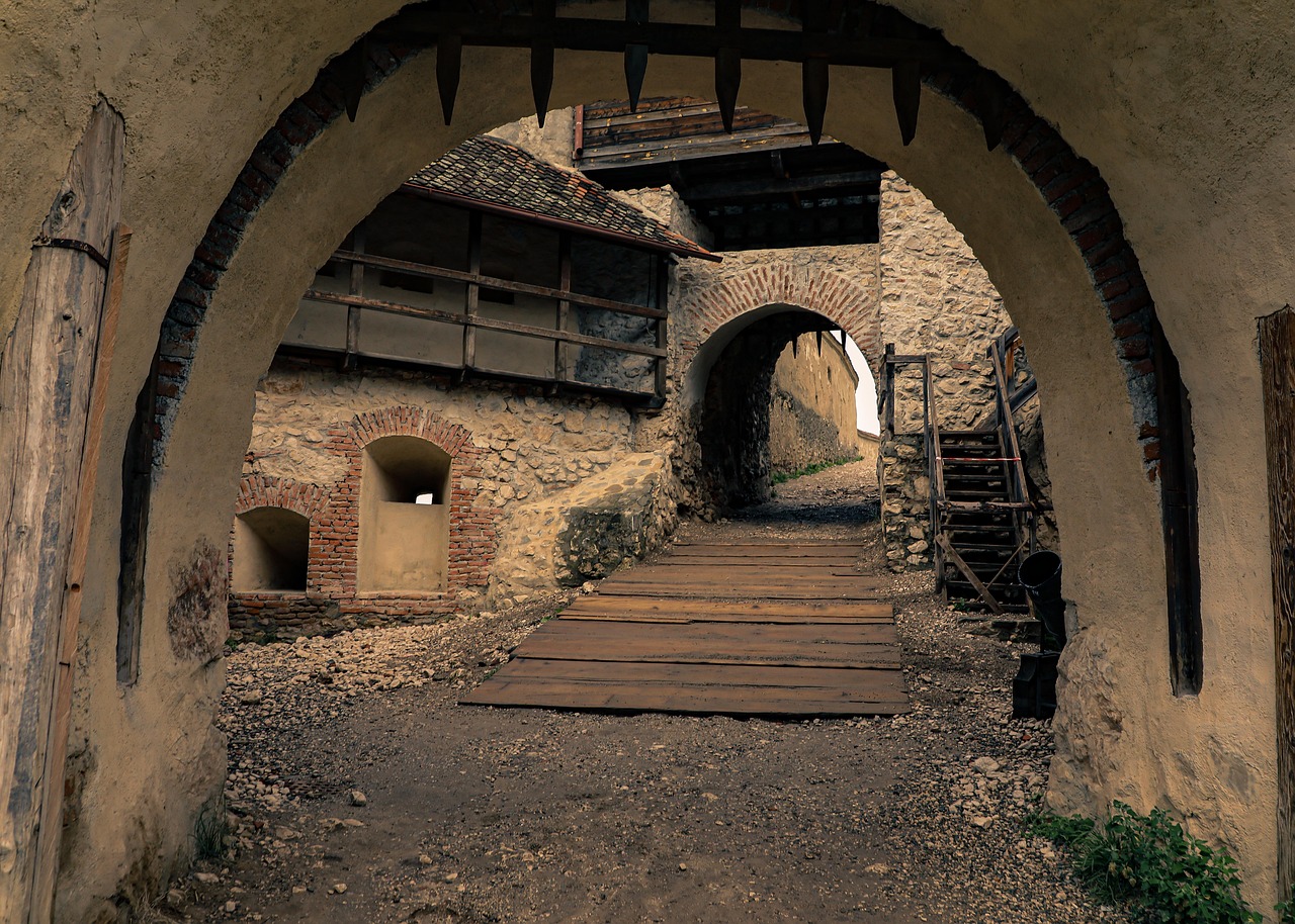 Old - free online jigsaw puzzle photo