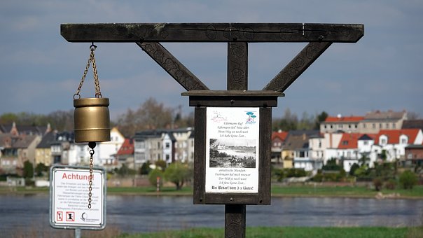 Free Ferry Ferryman-Reputation photo and picture