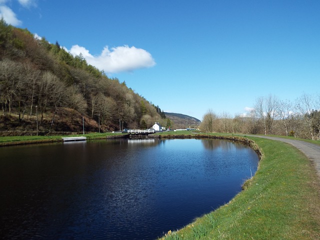 Free Crinan Canal Canal photo and picture