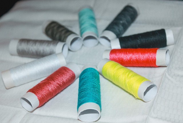 Free Tailoring Yarn photo and picture