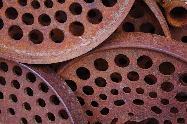 Free Rusty Wheels Rusty Gears photo and picture
