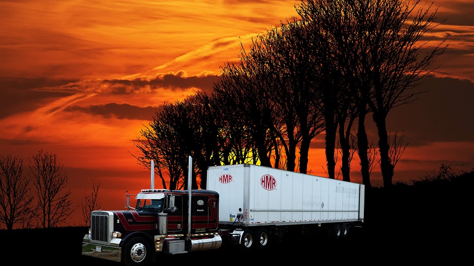 Top 10 Essential Tools Every Trucker Should Have for Equipment Maintenance Top 10 Essential Tools Every Trucker Should Have for Equipment Maintenance