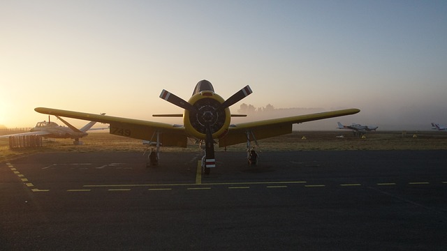 Free Plane Track photo and picture