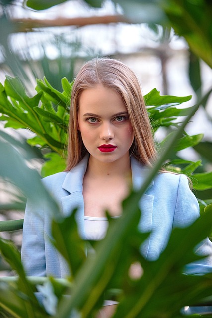 Jovem Mulher, Verdes, Primavera