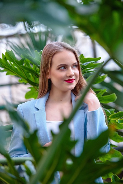 Jovem Mulher, Verdes, Primavera