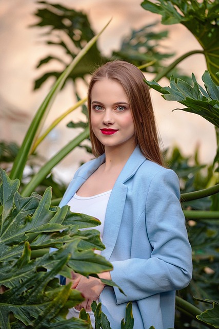 Jovem Mulher, Verdes, Primavera
