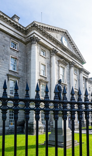 Free Dublin Trinity College photo and picture