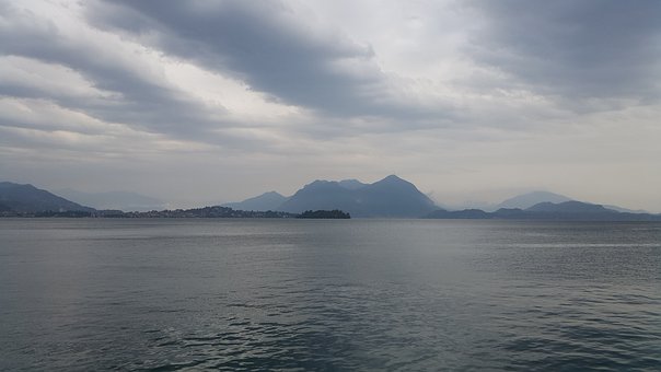 Free Mountains Lake photo and picture