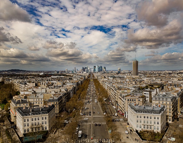 Free Paris La Defense photo and picture
