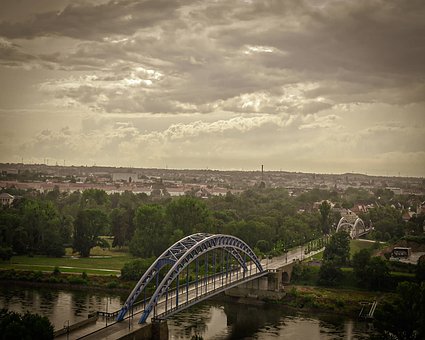 Free Magdeburg Star Bridge photo and picture