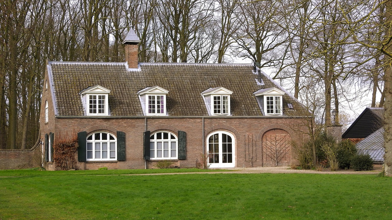 dutch architecture, house, residential house, a house with a garden, historic house, utrecht, the netherlands, building, holland, dutch, traditional