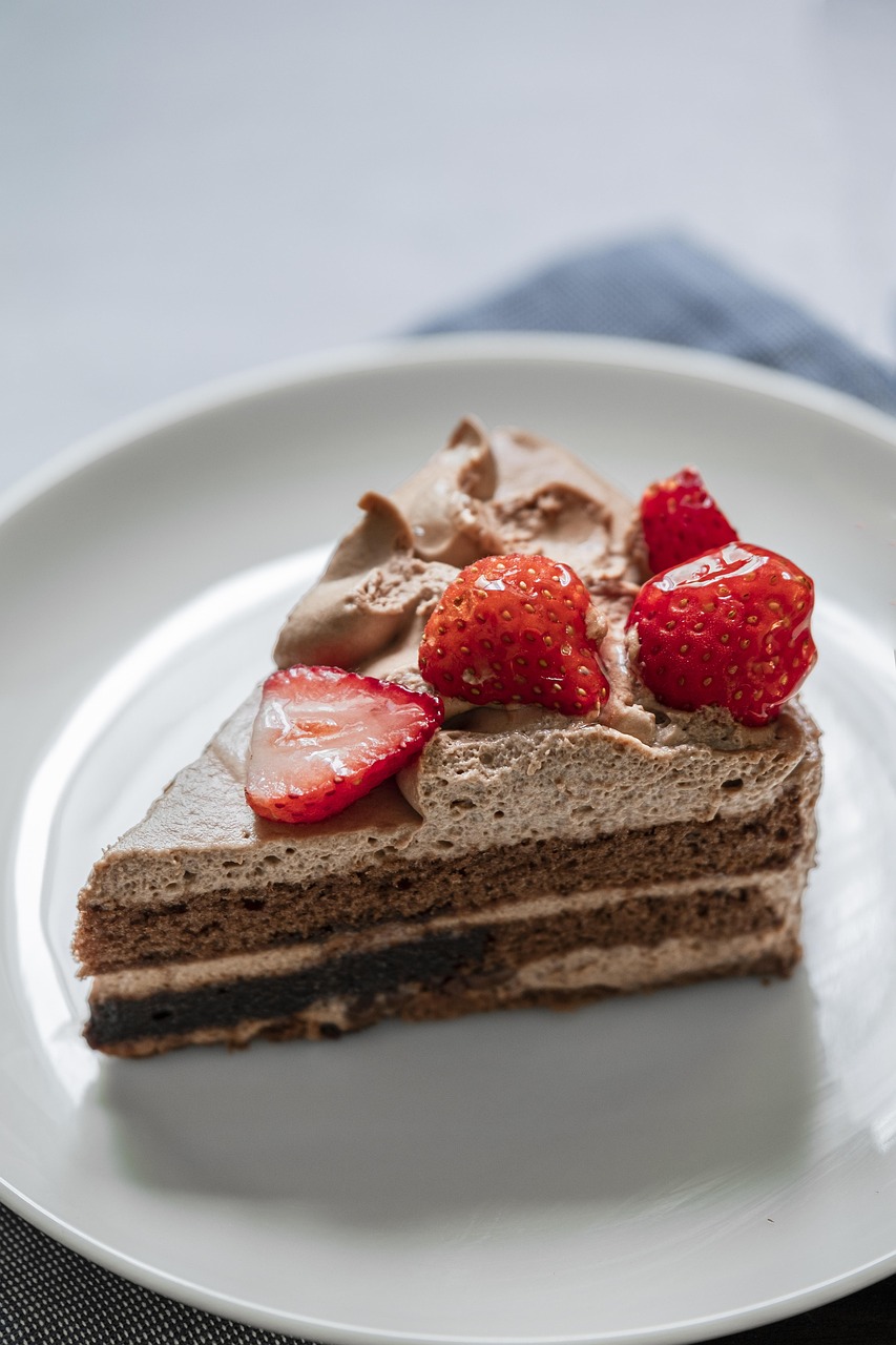 Strawberry Chocolate Cake Dessert - Free photo on Pixabay - Pixabay