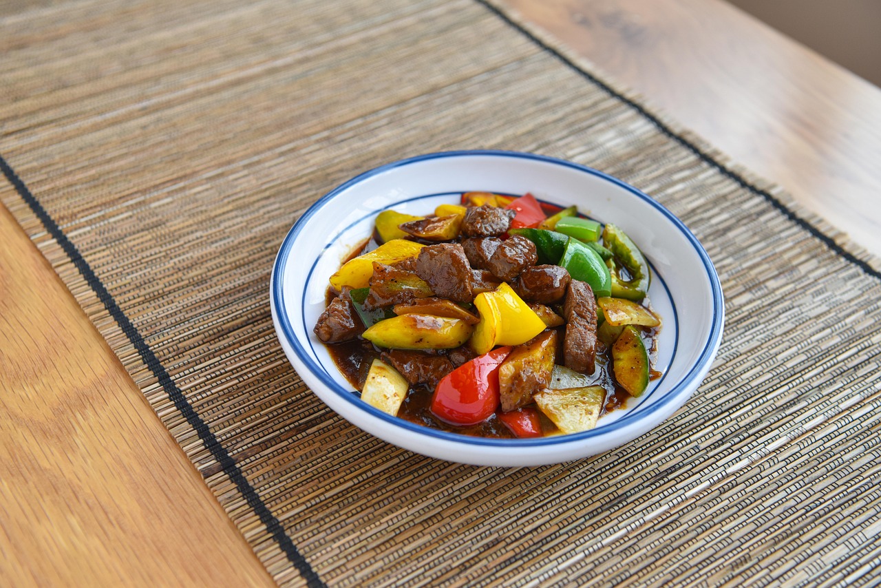 Chinese-American black pepper beef stir-fry with bell peppers in a glossy sauce