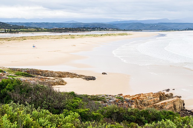 Free Bay Beach photo and picture