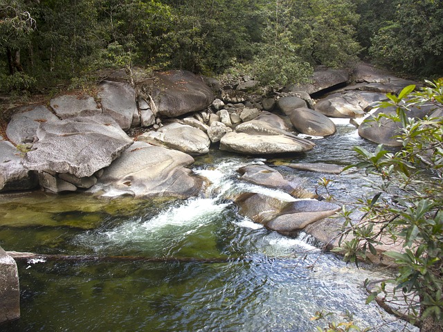 Free Water Rocks photo and picture