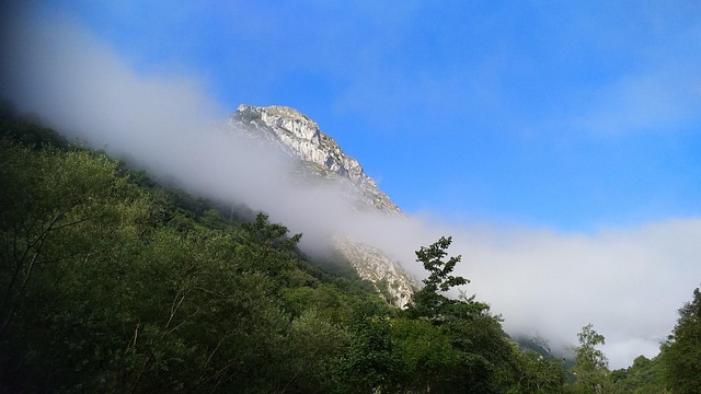 Free Peaks Of Europe Asturias photo and picture
