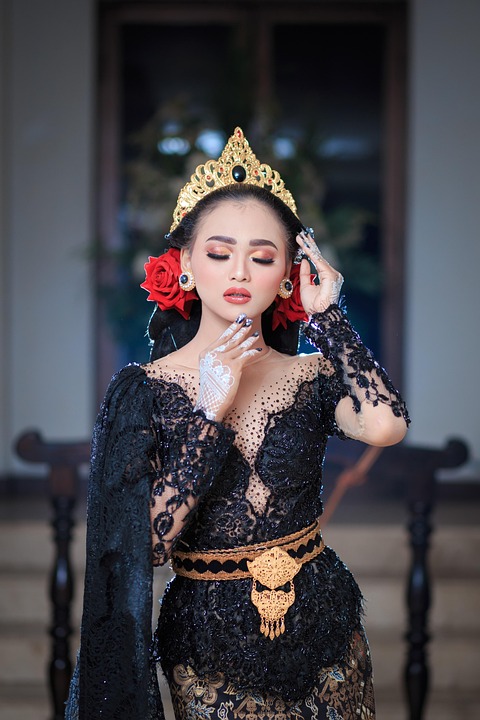 Former Indonesian Minister Questioned in Online Gambling Scandal