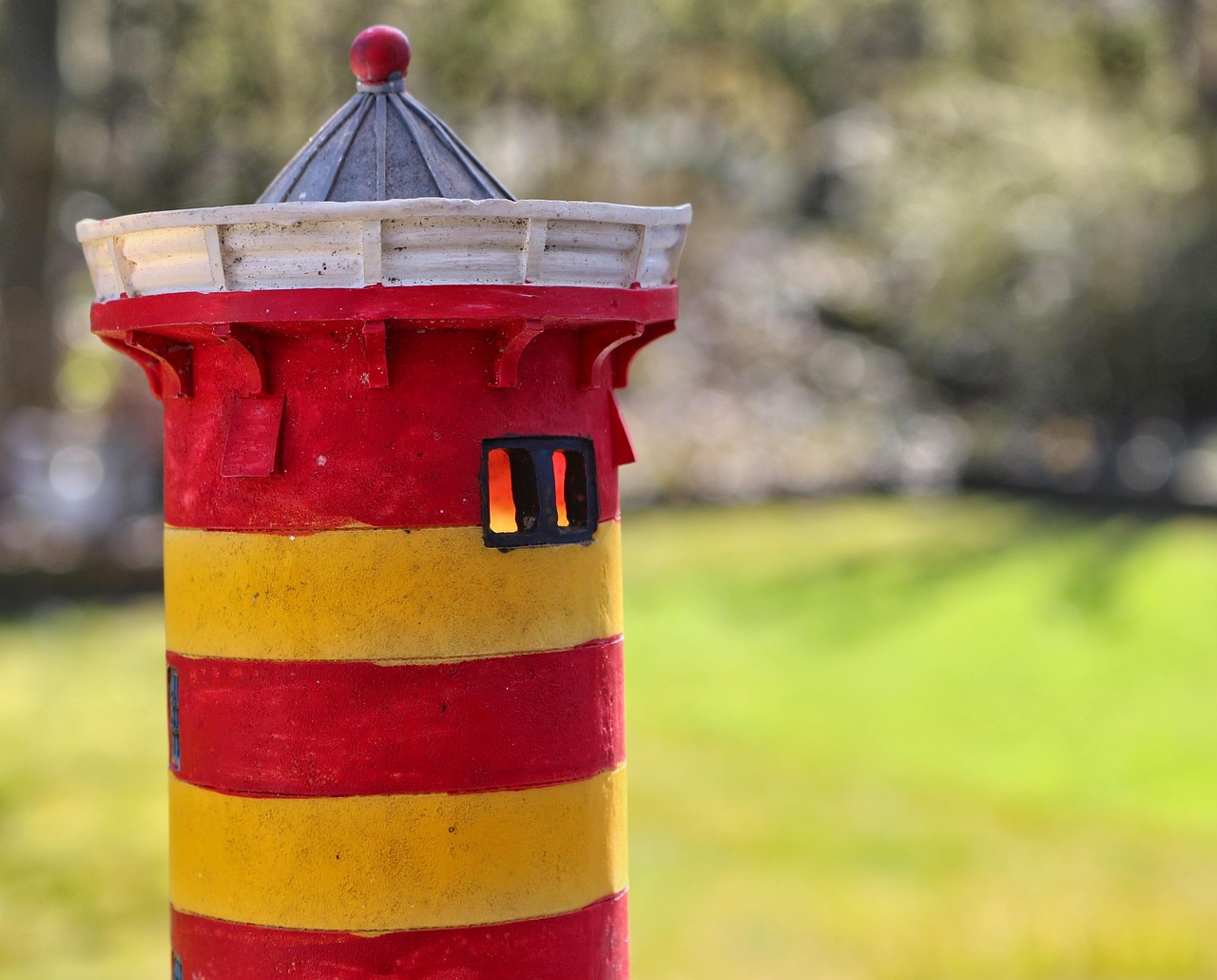 Lighthouse - free online jigsaw puzzle photo