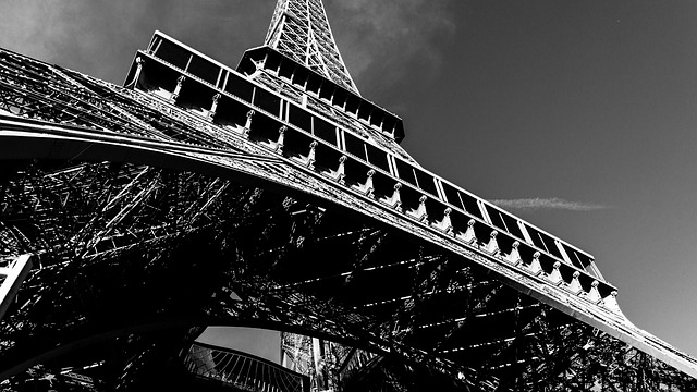 Free Paris Toure De Eiffel photo and picture