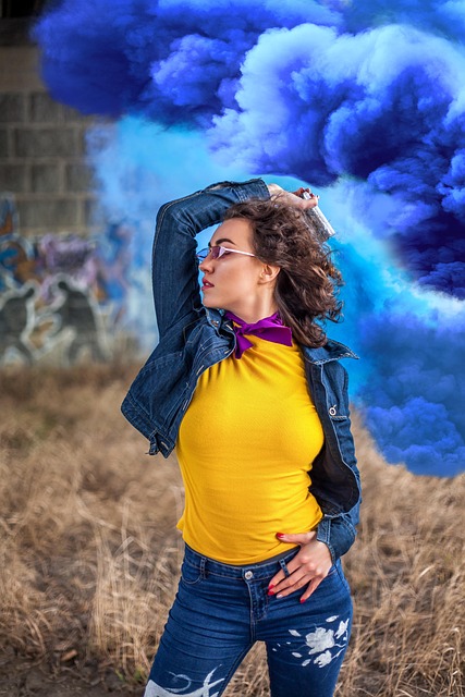 Free Girl Smoke photo and picture
