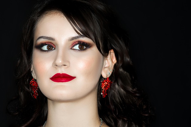 Free Young Woman Model photo and picture
