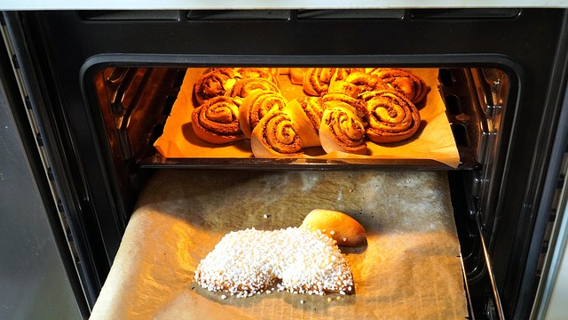 Frohe Ostern, Frohe Weihnachten, Kuchen