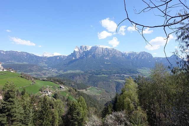 Free Dolomites Mountains photo and picture