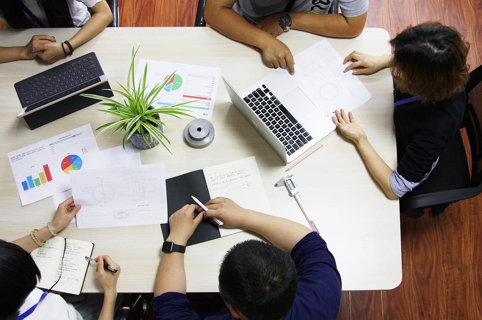Desk Meeting Computer - Free photo on Pixabay - Pixabay