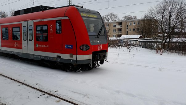 Sbahn, Rot, Schnee, Nicht Einsteigen